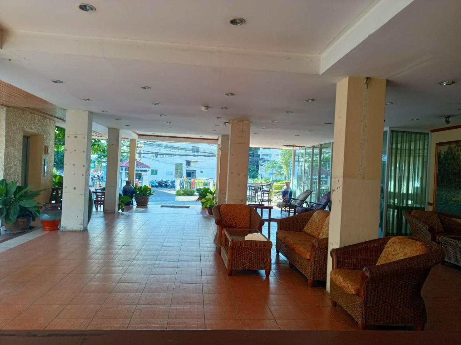 Shagwell Mansions Hotel Pattaya Exterior photo