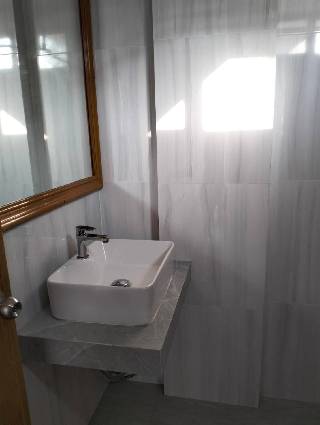 Shagwell Mansions Hotel Pattaya Room photo