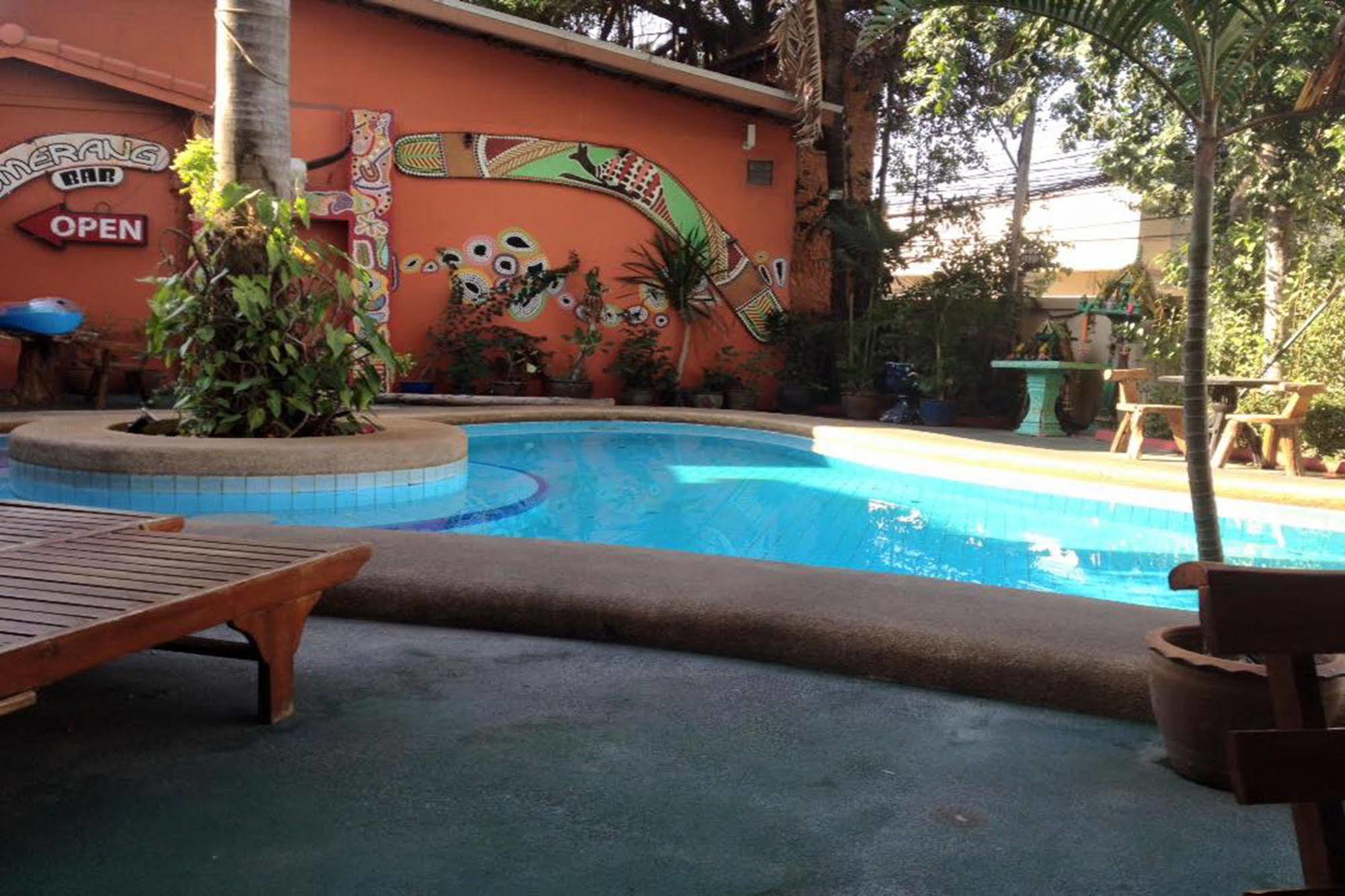 Shagwell Mansions Hotel Pattaya Exterior photo